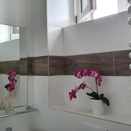 Slask Apartment *